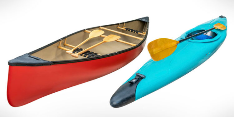Qual è la differenza tra un kayak e una canoa?